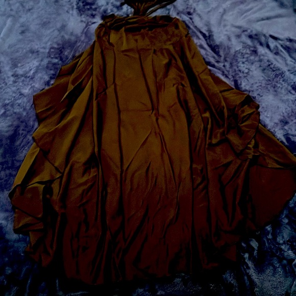 Dresse - Picture 2 of 2